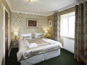 Elmington Breakfast Room